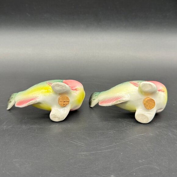 Vintage Rainbow Trout Fish Shakers Figurines Green Pink Mid Century Kitschy - Picture 7 of 11